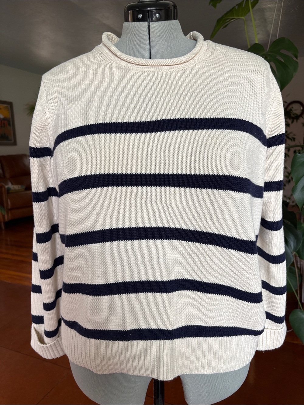 GAP roll-neck sweater